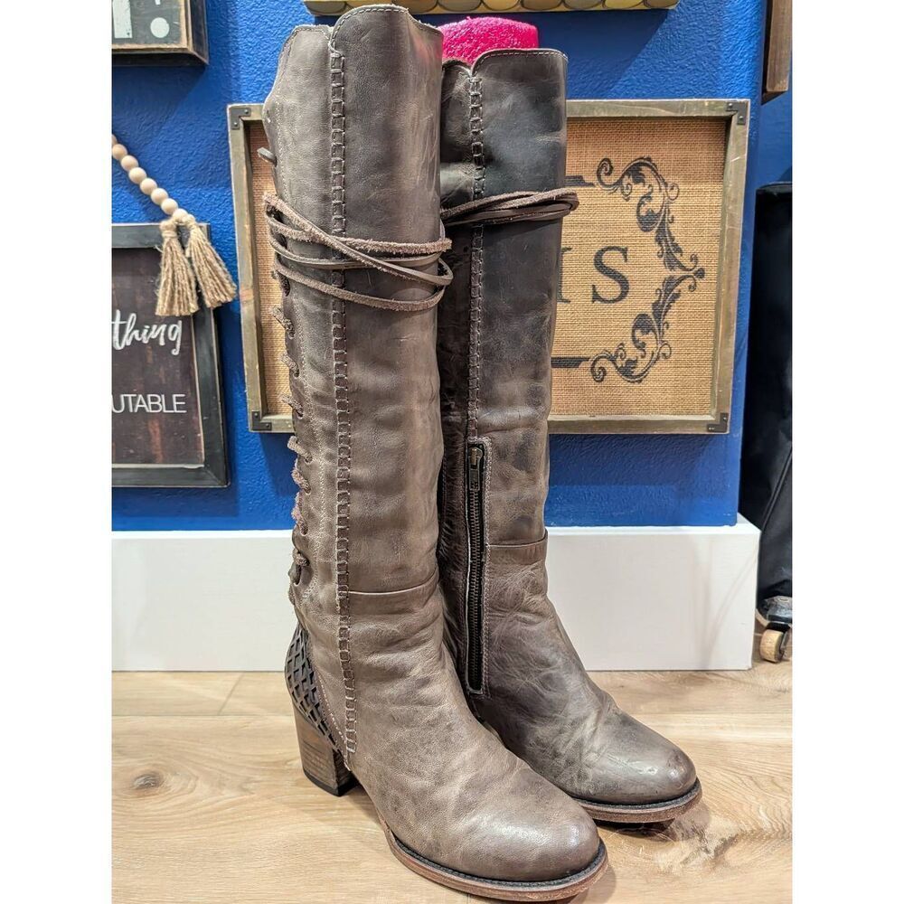Freebird by Steven Carver OG Stone Women's 10 Knee High Lace Up Western Boho